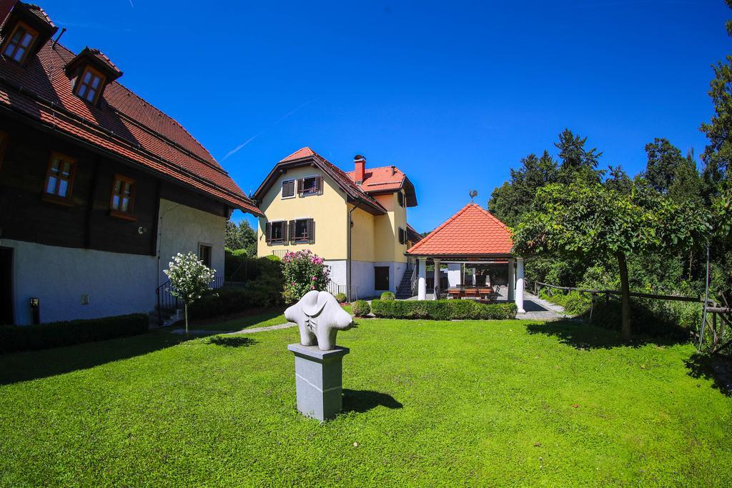 ラーシュコ Country House Na Skalucゲストハウス エクステリア 写真