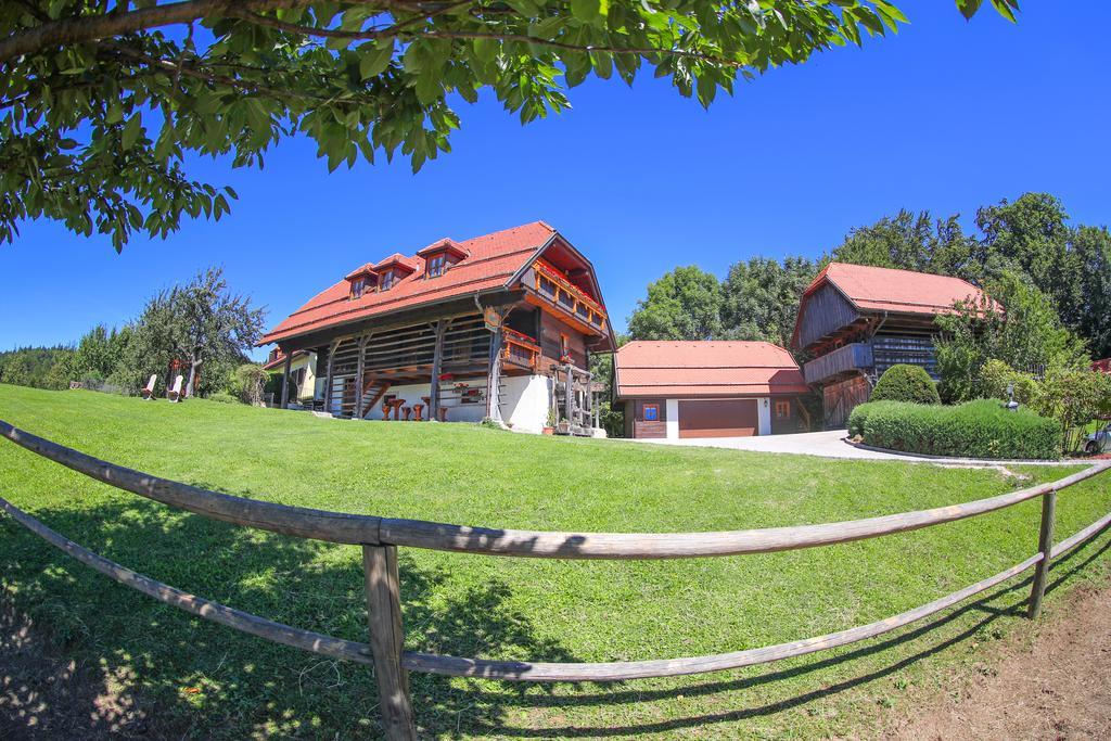 ラーシュコ Country House Na Skalucゲストハウス エクステリア 写真