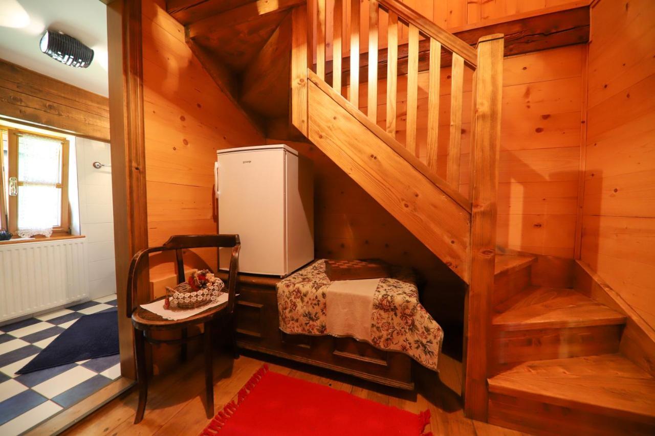 ラーシュコ Country House Na Skalucゲストハウス エクステリア 写真